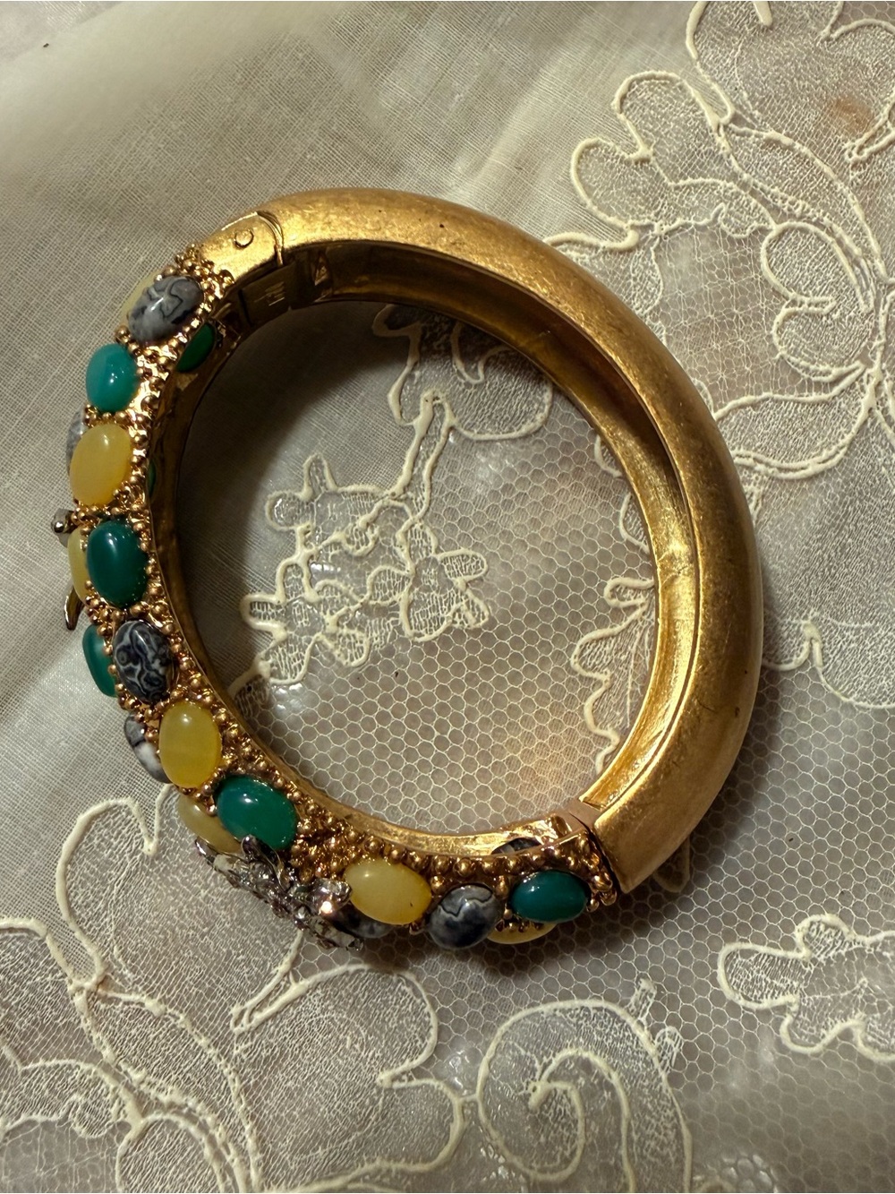 CAbi Gold-tone Bracelet Collectible with Green, Cream, and Gray Cabochons #2129 - Picture 2 of 11